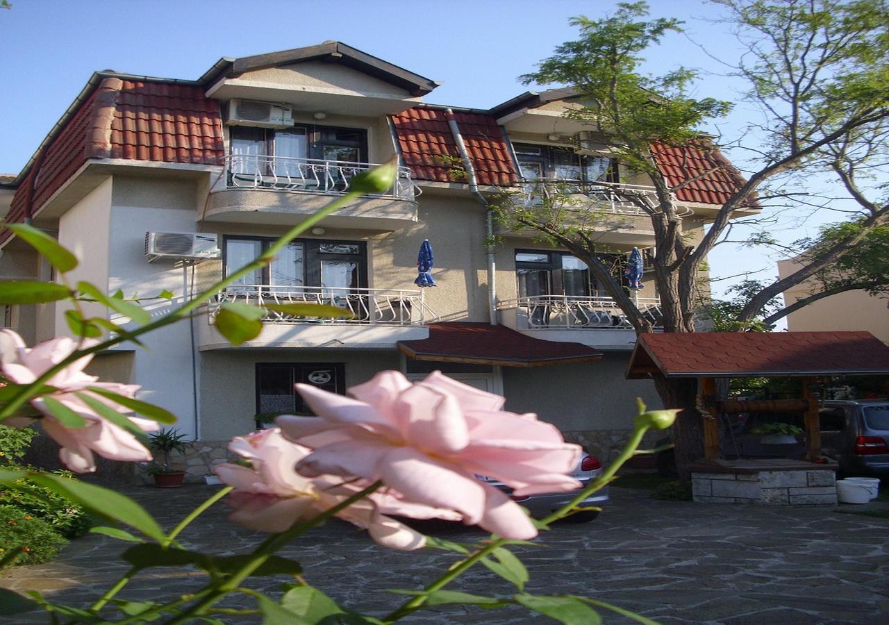 Villa Kosara Saints Constantine and Helena Exterior photo